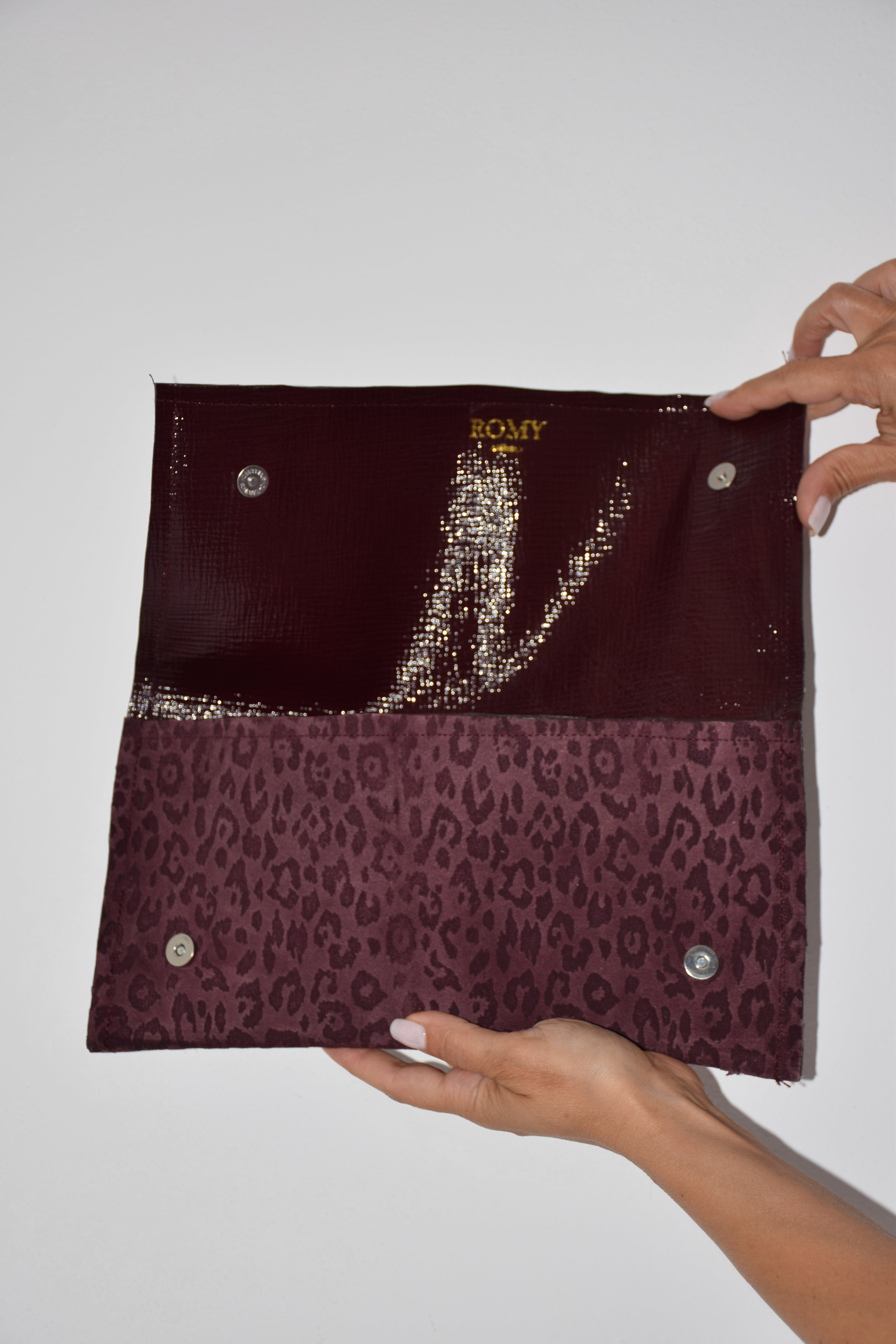 Clutch leopardata