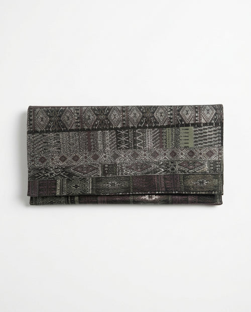 Clutch tribal print